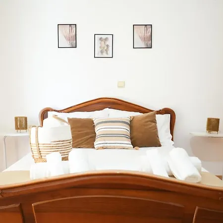 Waterside * Sarandë