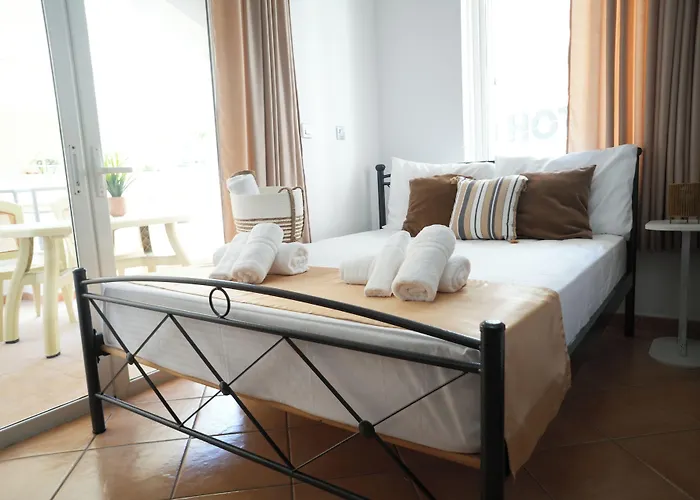 Waterside * Sarandë